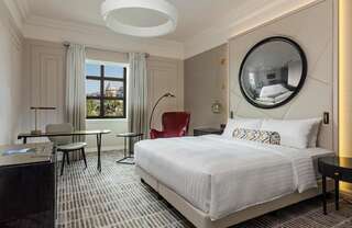 Отель Tbilisi Marriott Hotel Тбилиси Номер Делюкс с 1 кроватью размера «king-size»-5